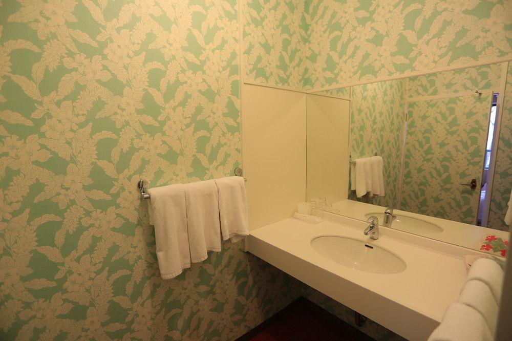 Aloha Hotel Nago Exterior photo