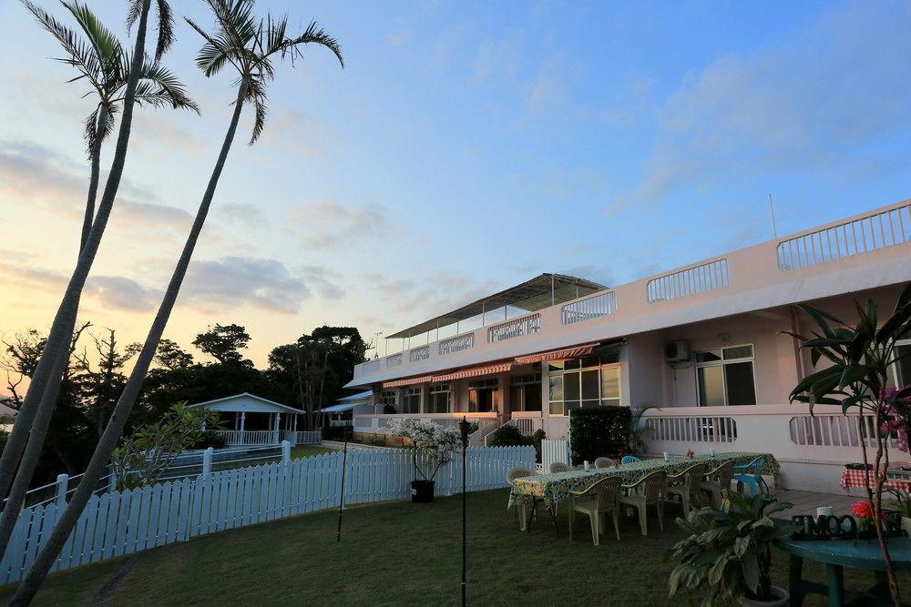 Aloha Hotel Nago Exterior photo